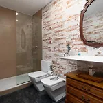 Adarve Flats Lejlighed