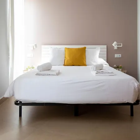 Adarve Flats 아파트 *