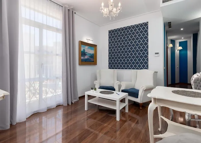 Adarve Flats