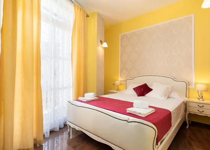 Adarve Flats Апартаменты *