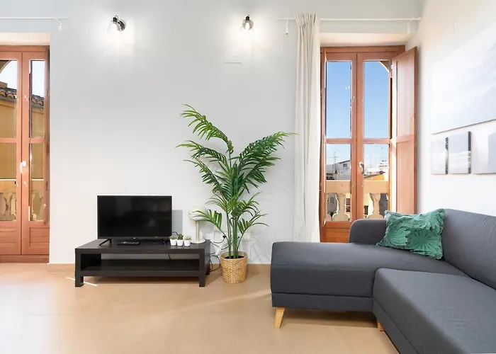 Adarve Flats Апартаменты